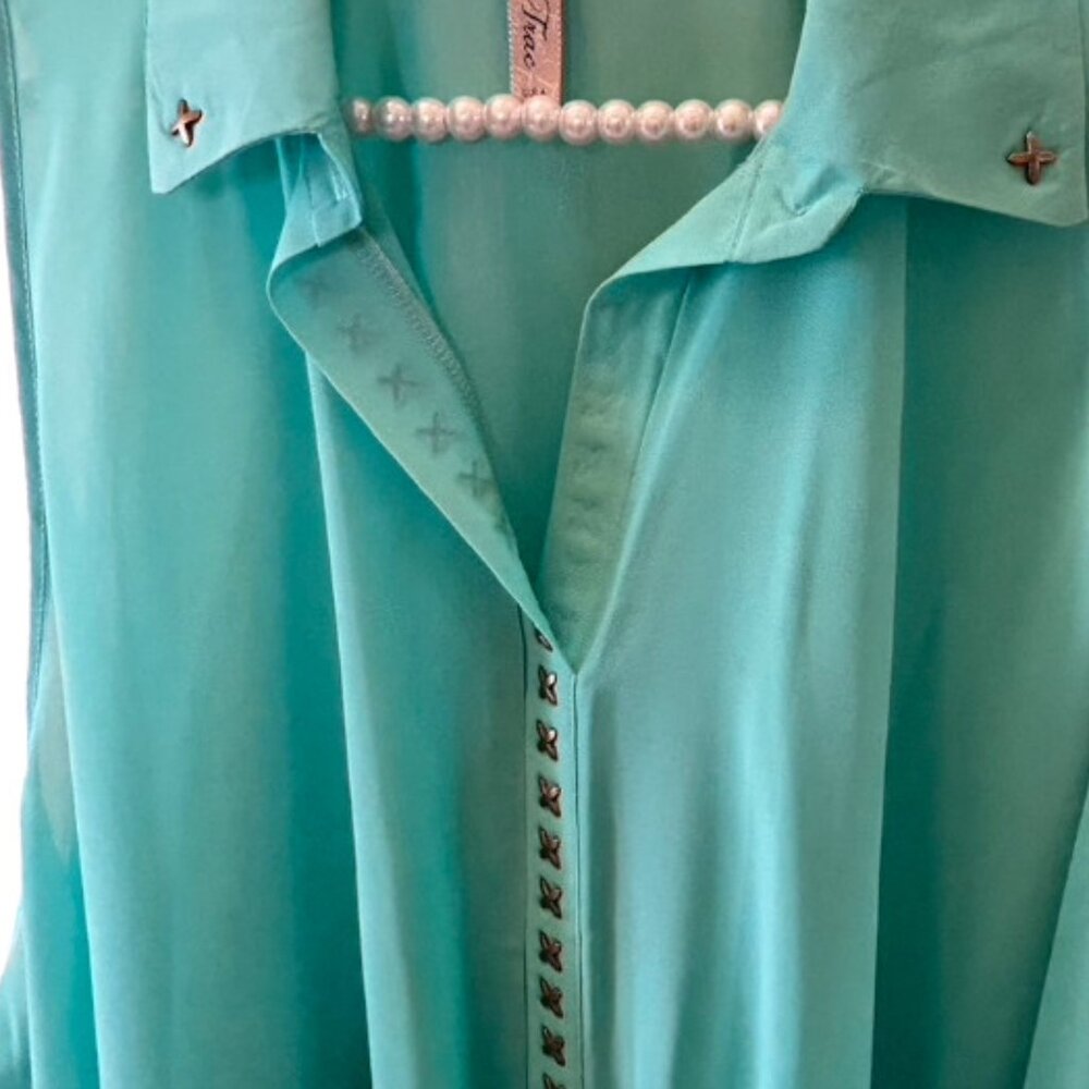 Stunning Aqua Tie Front Top from Trac - L - EUC - Picture 2 of 7